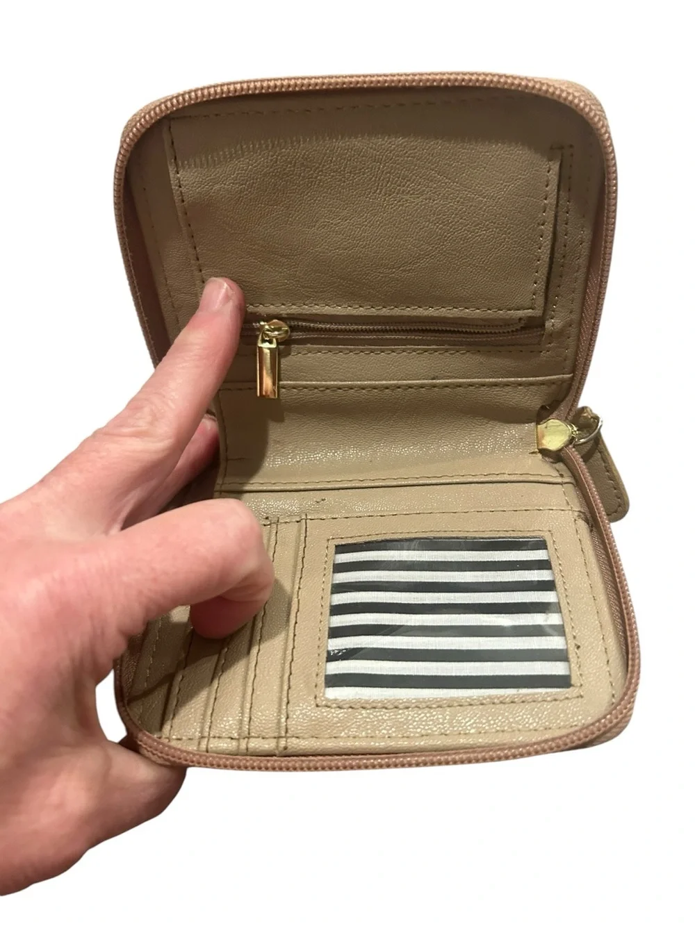 Betsey Johnson wallet nwot